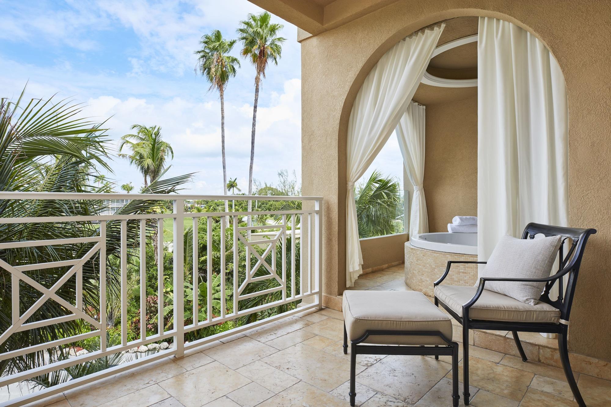 奇卡水疗小屋酒店 伊斯拉莫拉达 外观 照片 A balcony at the Four Seasons Hotel