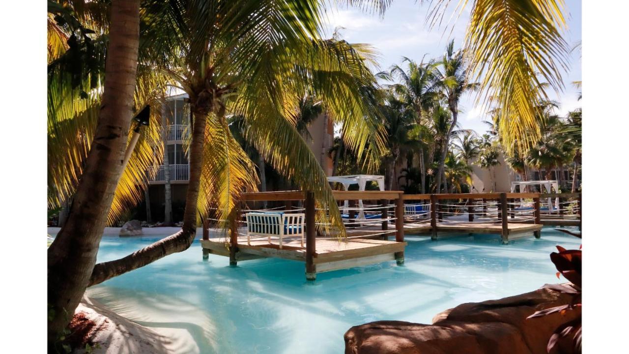 奇卡水疗小屋酒店 伊斯拉莫拉达 外观 照片 The pool at the Atlantis Paradise Island