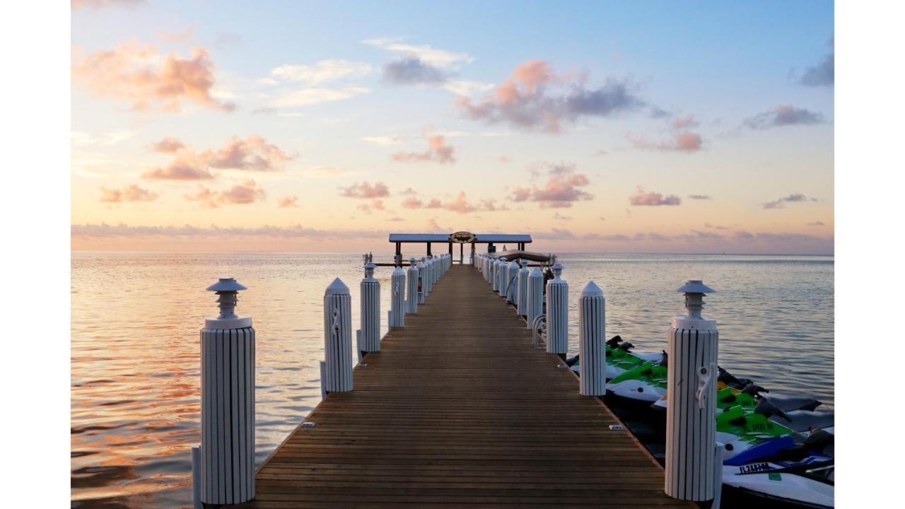 奇卡水疗小屋酒店 伊斯拉莫拉达 外观 照片 The pier at the Ocean Club